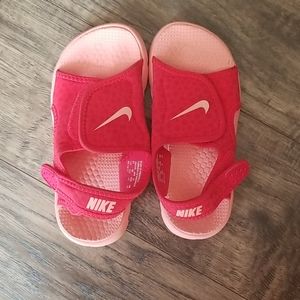 Child Nike Sandals size 13